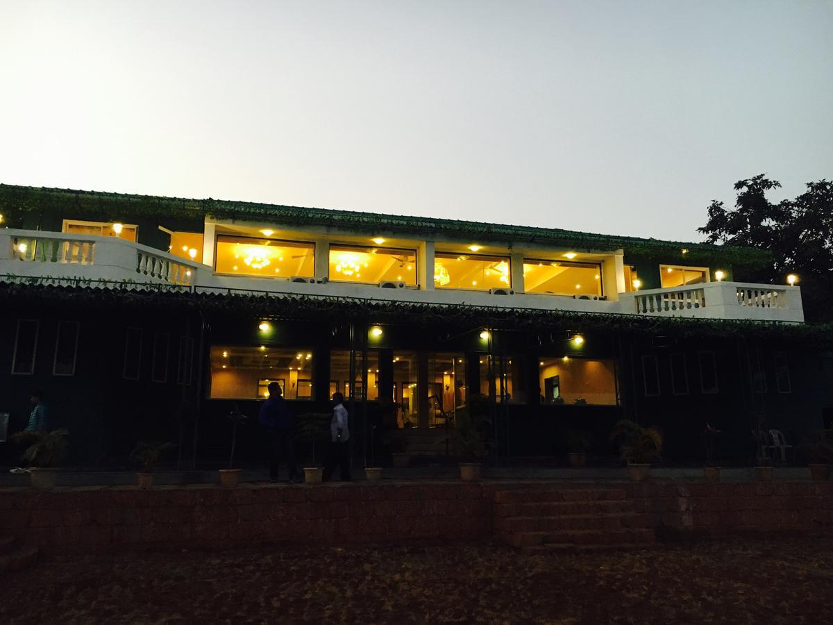 Presidency Highland Resort Koynanagar Экстерьер фото